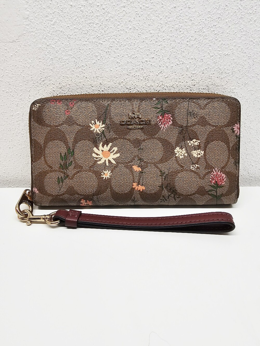 Coach Long Zip Around Wallet Signature Canvas Wildflower Print Style C8736